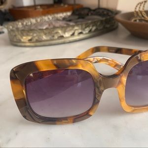 Eliz & James Oversized Sunnies